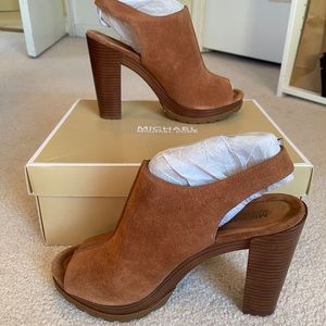 New Michael Kors Flynn Sling shoes